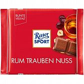 Шоколад молочный Ritter Sport с ямайским ромом, изюмом и орехами 100г